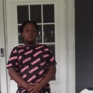 Meet your Posher, Ernest